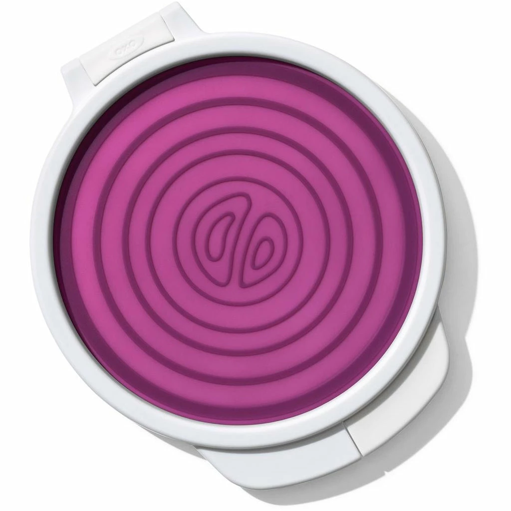 OXO Good Grips Cut And Keep Silicone Onion Saver 1 OXO Good Grips Cut And Keep Silicone Onion Saver