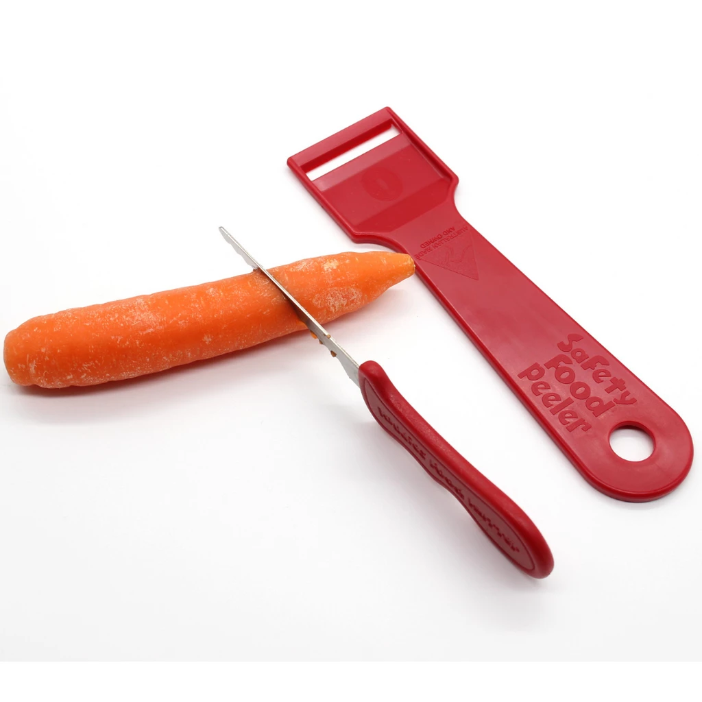 Safety Food Kutter Kiddies Food Kutter and Safety Food Peeler Twin Pack Red 3 Safety Food Kutter Kiddies Food Kutter and Safety Food Peeler Twin Pack Red - Image 3